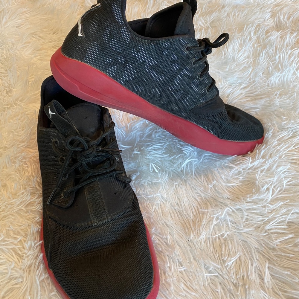 Air Jordan’s 7Y Red/Black